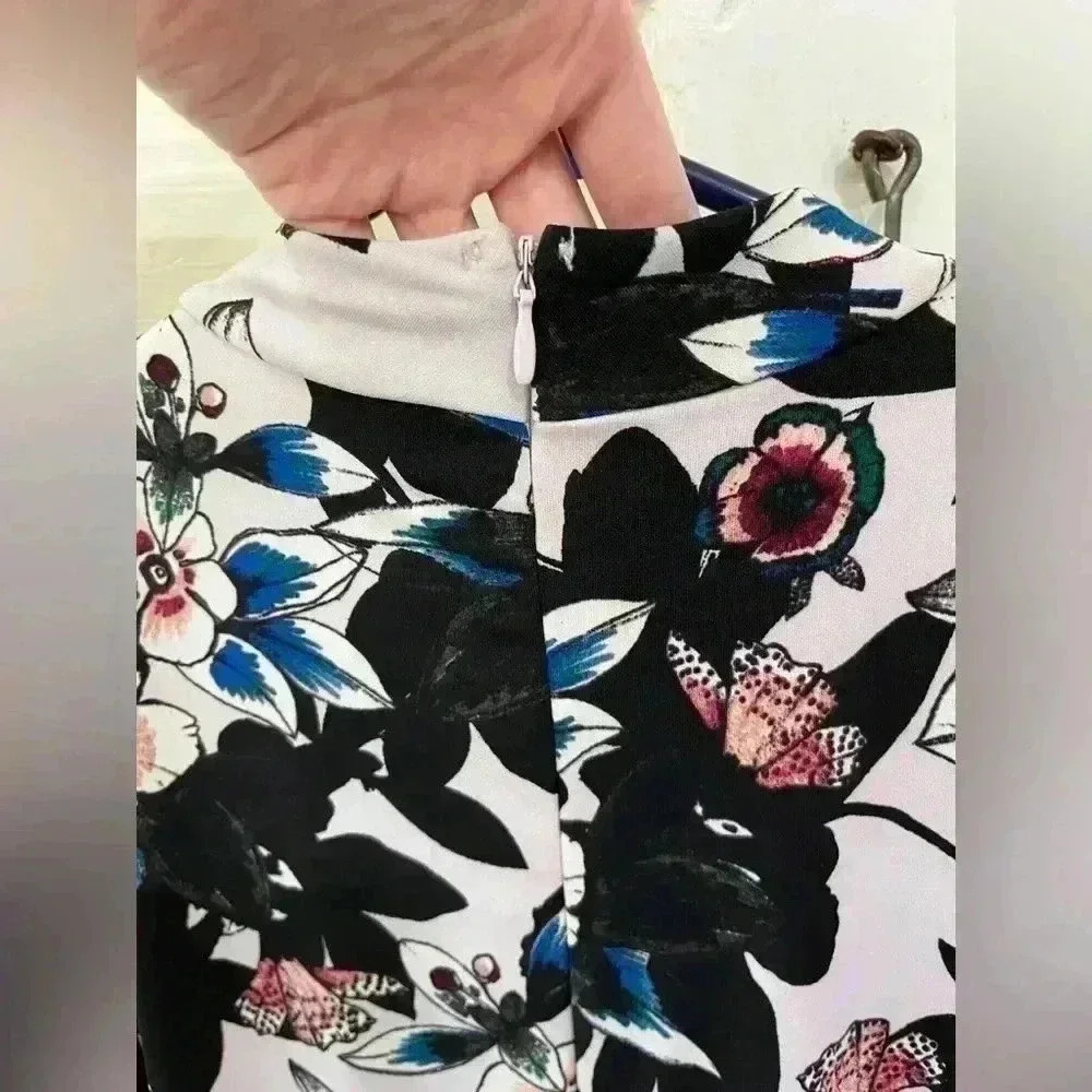 GUESS off the shoulder floral dress NWT brand new - Picture 8 of 8
